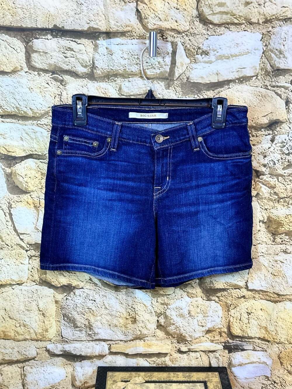 Big Star Women's Denim Shorts Dark Wash Size 28